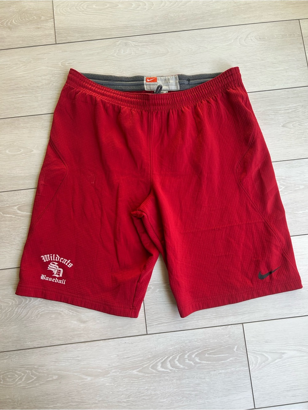Nike Men’s Red Wildcats Baseball Athletic Shorts
